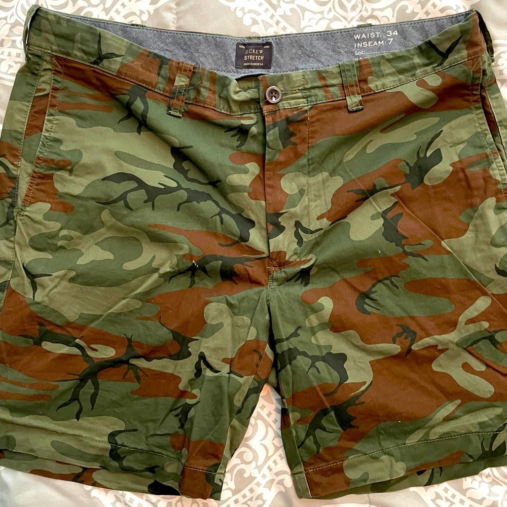 J Crew Men’s Camo Cotton Shorts - size 34